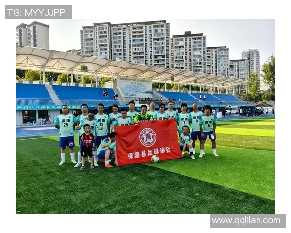 国庆假期足球明星齐聚点赞活动展现团结与激情 国庆假期足球明星齐聚点赞活动展现团结与激情